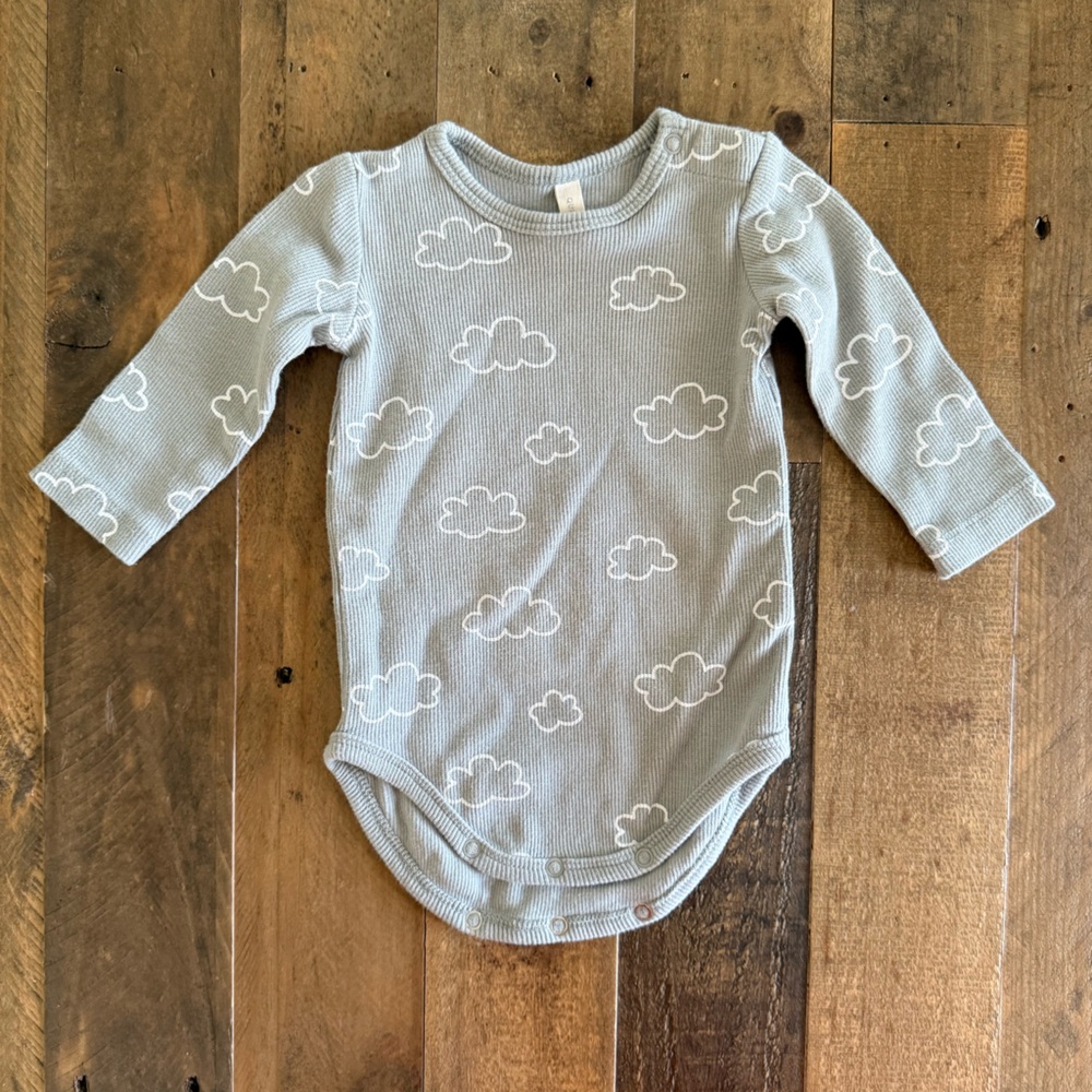 Quincy Mae - Ribbed Bodysuit/Cloud 0-3m